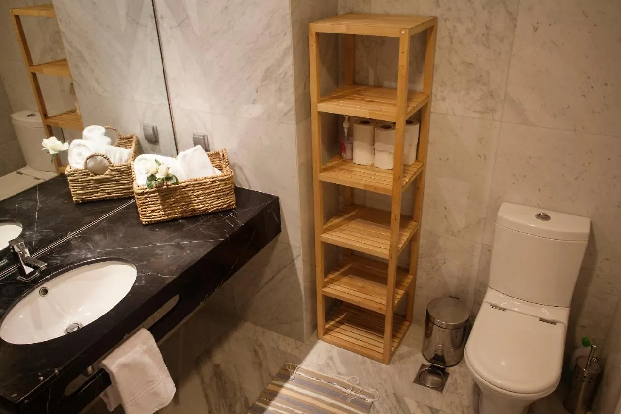 פונשל Two Bedroom Apartment With Balcony And Gorgeous View Over The Atlantic פורטוגל