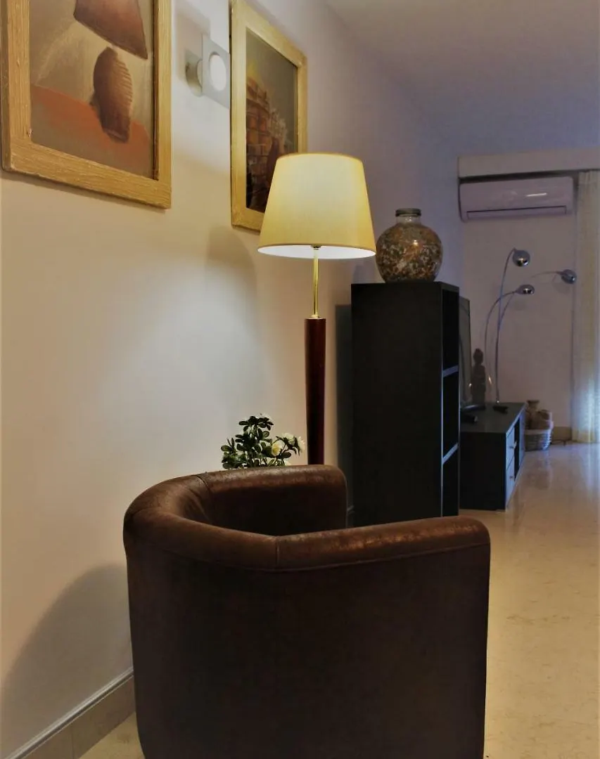פונשל Two Bedroom Apartment With Balcony And Gorgeous View Over The Atlantic 0*,